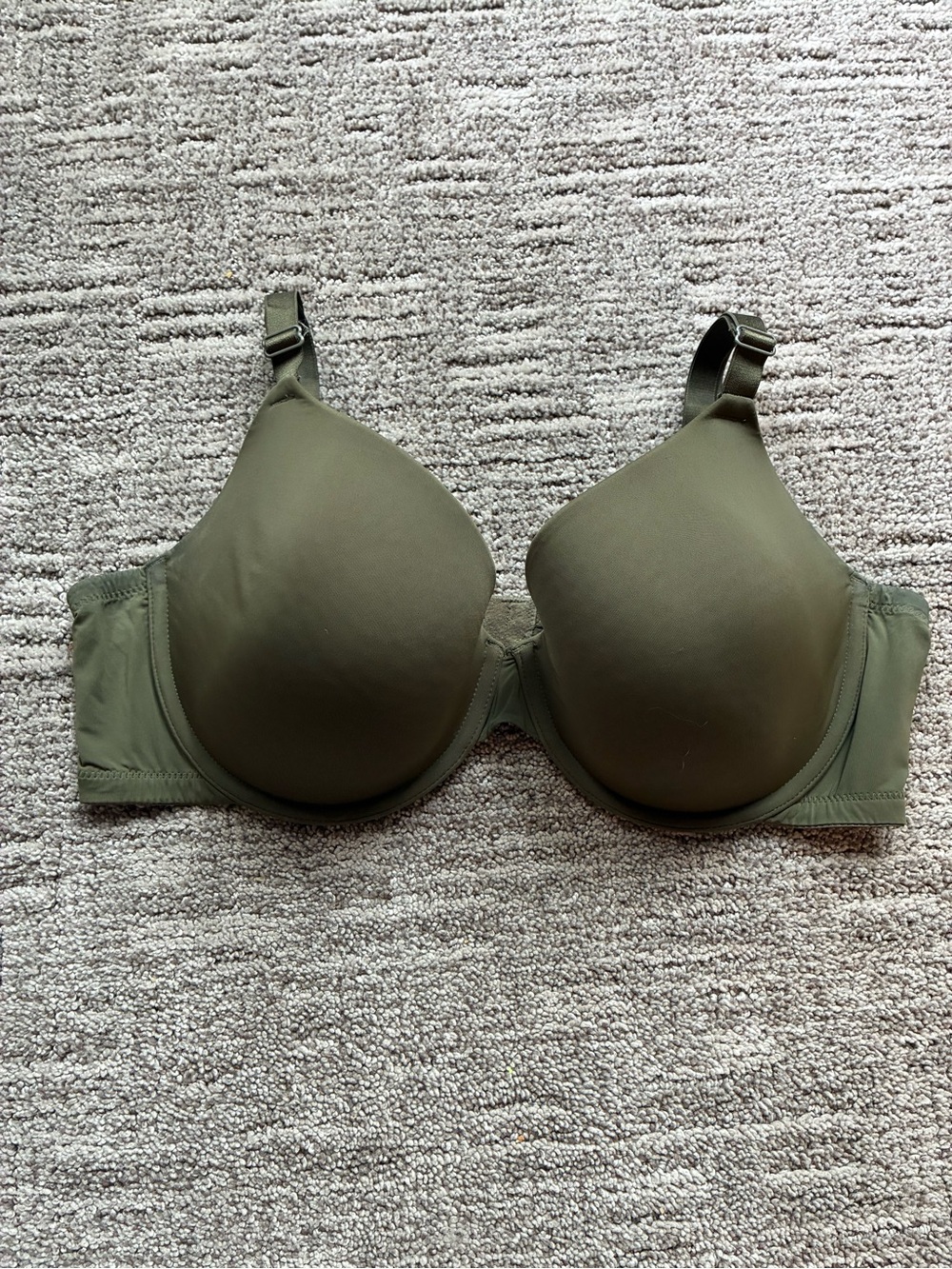 Auden Smooth Molded Bra - Olive